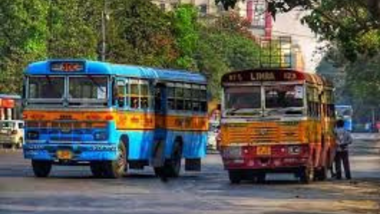 বেসরকারি বাসে