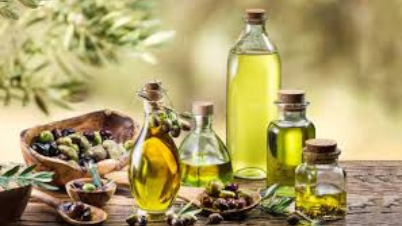 ত্বকের যত্নে রেড়ির তেলের জাদু