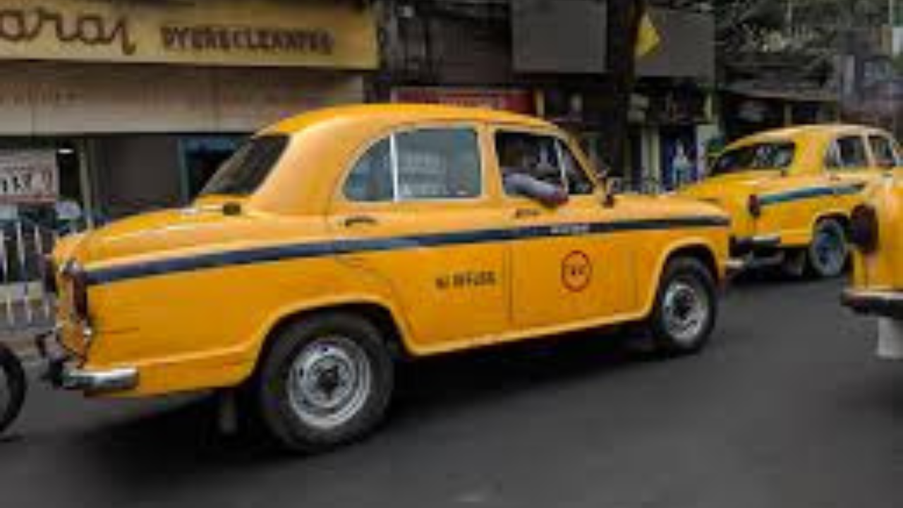 ট্যাক্সিচালককে মারধর