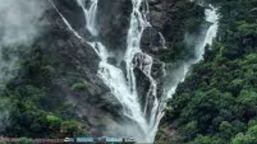 দুধসাগর জলপ্রপাত