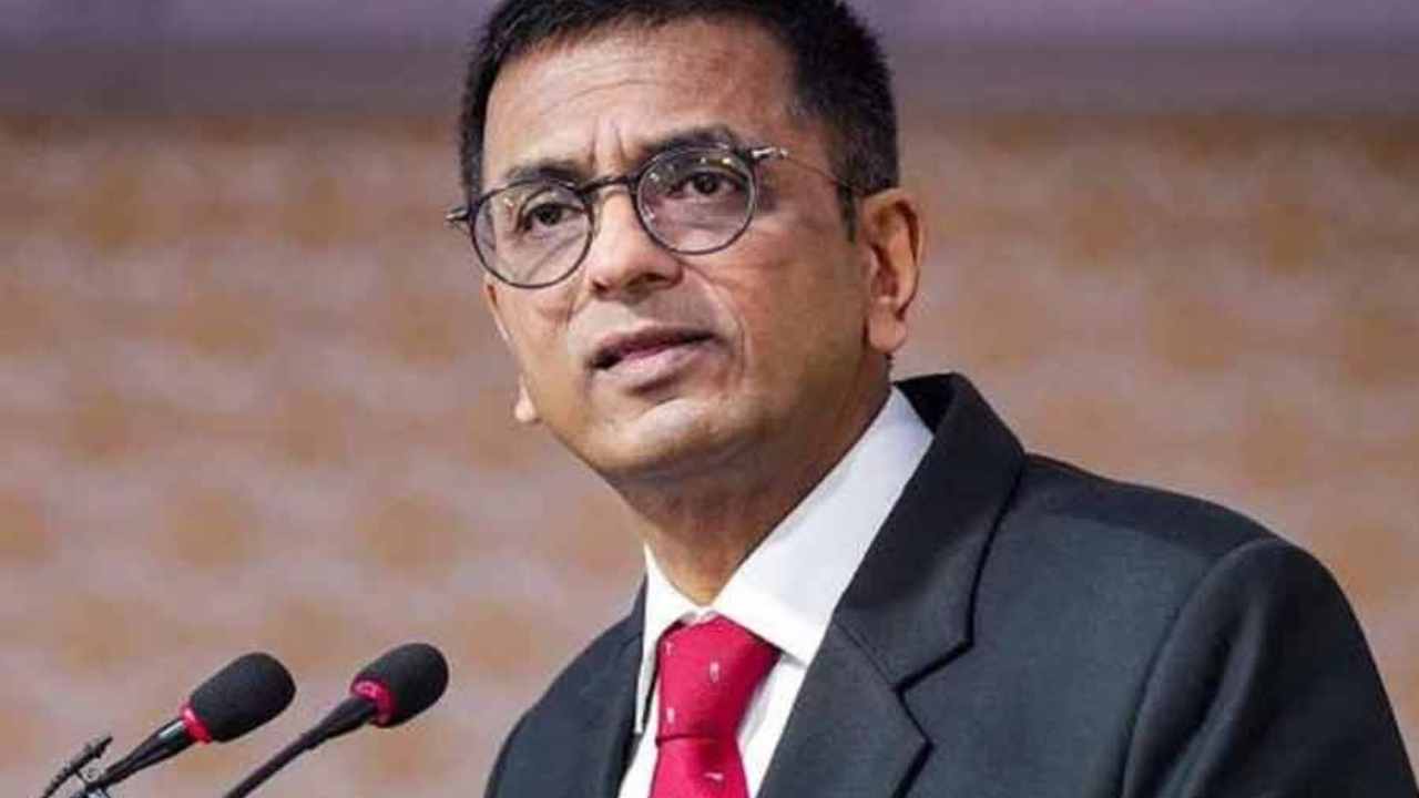 ডিওয়াই চন্দ্রচূড়ের বিদায়