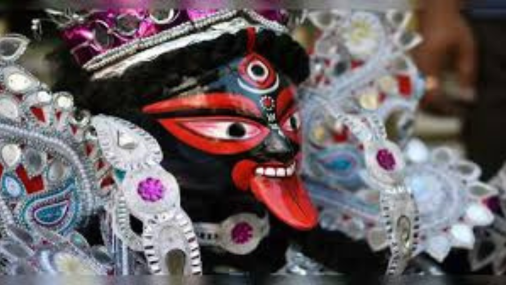 লেকটাউনে কালীমণ্ডপে অপকর্মের অভিযোগ