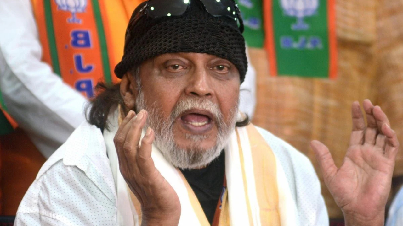 মিঠুন চক্রবর্তীর মানিব্যাগ চুরি