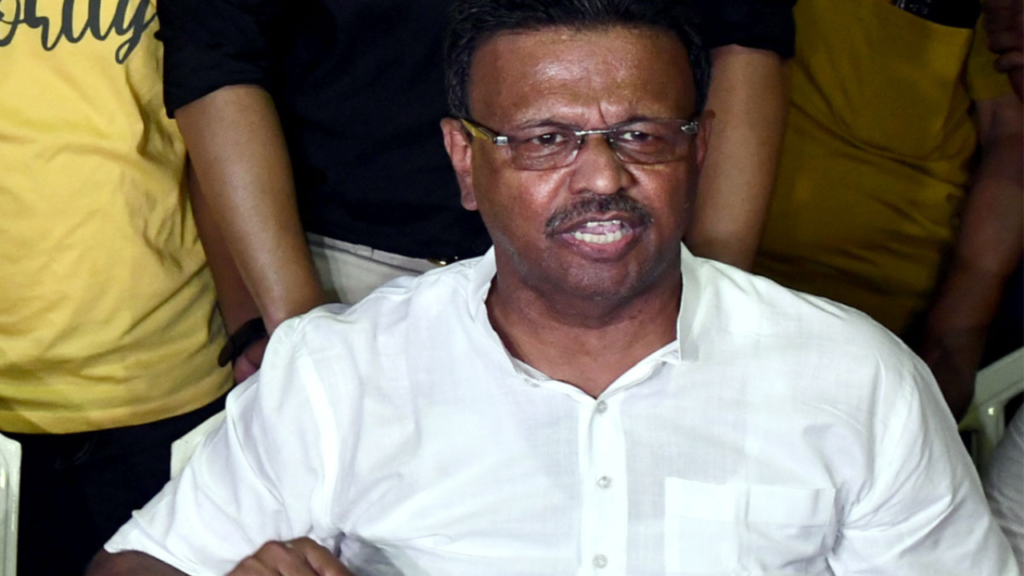 ওয়াকফ নিয়ে ফিরহাদ হাকিমের বক্তব্যকে ঘিরে বিতর্ক