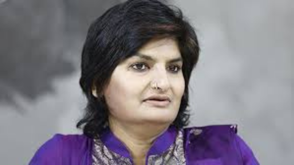 মুন্নি সাহাকে রাস্তায় হেনস্থা এবং গ্রেফতারির গুজব