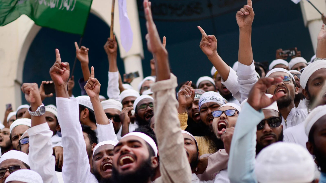 বাংলাদেশি রোগীদের ভারতে চিকিৎসা বন্ধঃ নানা মহলে নানা প্রতিক্রিয়া