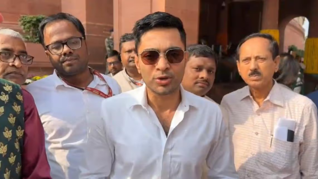 বললেন 'রক্ত ফুটছে'