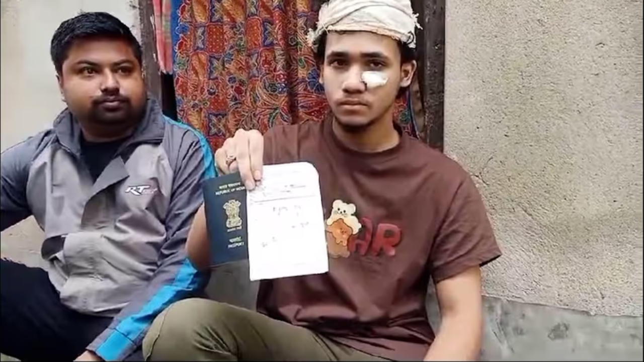 বাংলাদেশে আক্রান্ত বেলঘরিয়ার যুবক