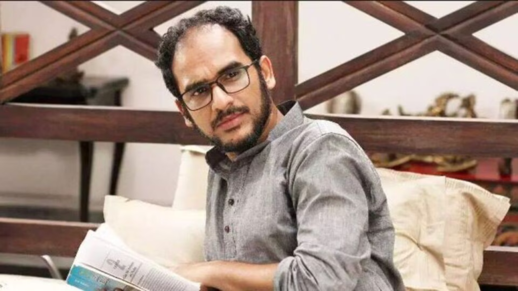 ঋত্বিক চক্রবর্তীর পোস্ট নিয়ে বিতর্ক