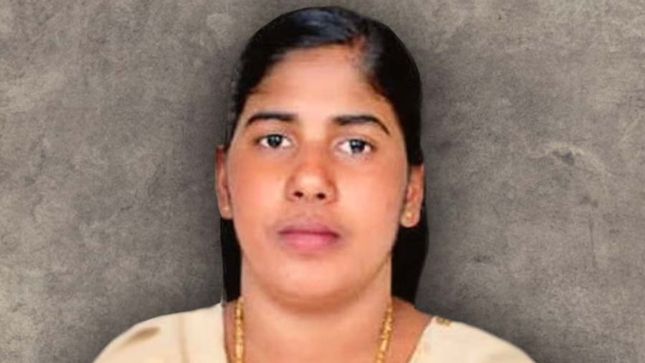  মৃত্যুদণ্ড থেকে কীভাবে বাঁচার শেষ আশা খুঁজছেন ভারতীয় নার্স নিমিশা প্রিয়া?