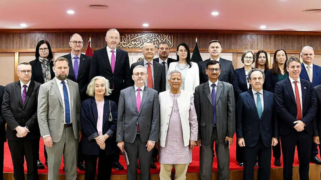 বাংলাদেশিদের ভিসা সেন্টার দিল্লি থেকে সরানোর প্রস্তাব ইউনূসের