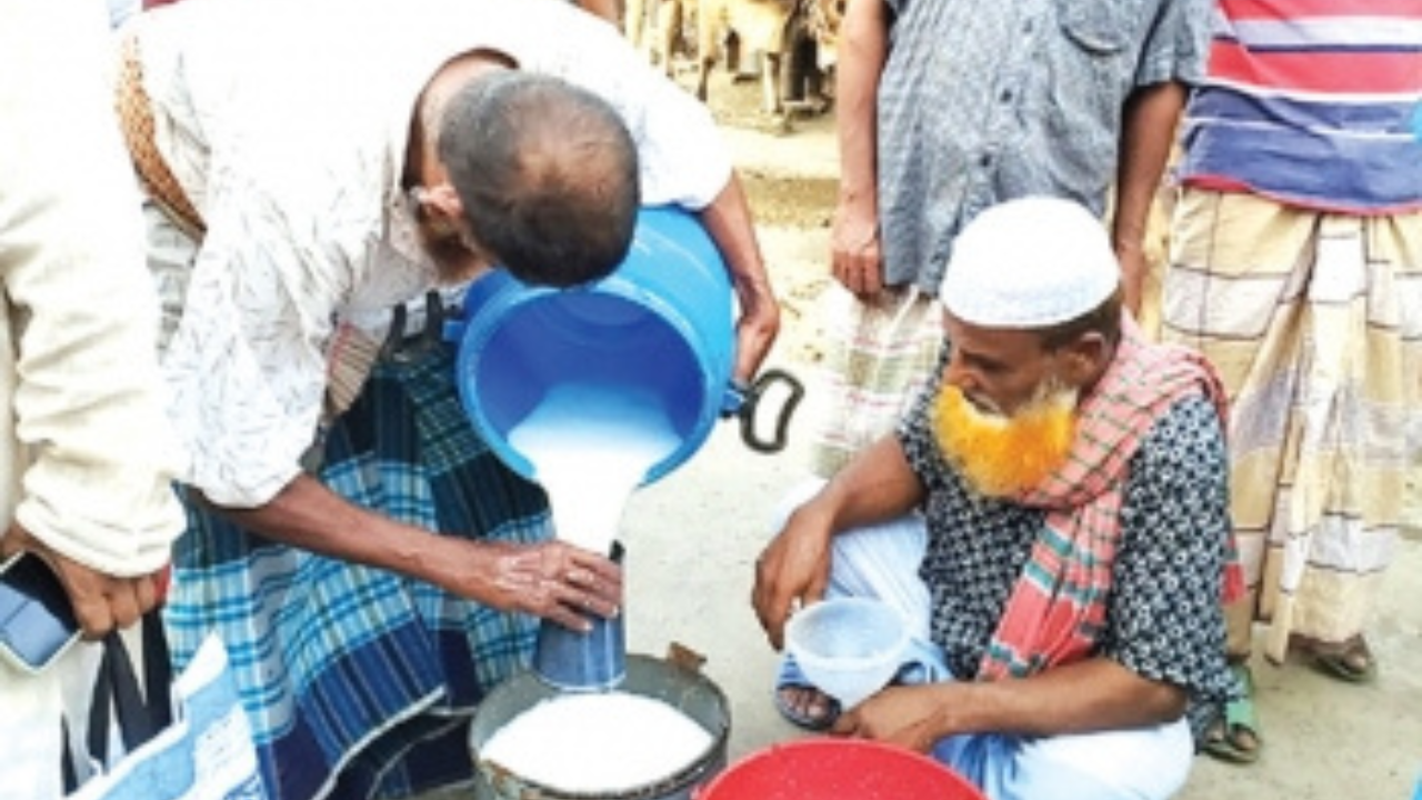 ২০ বছর ধরে জাল দুধ বিক্রি