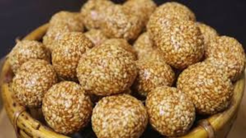 তিল দিয়ে মজাদার পদ