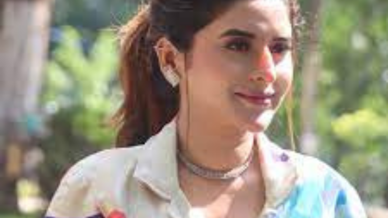 অভিনেত্রী