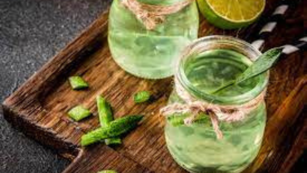 নখের কালো দাগ দূর