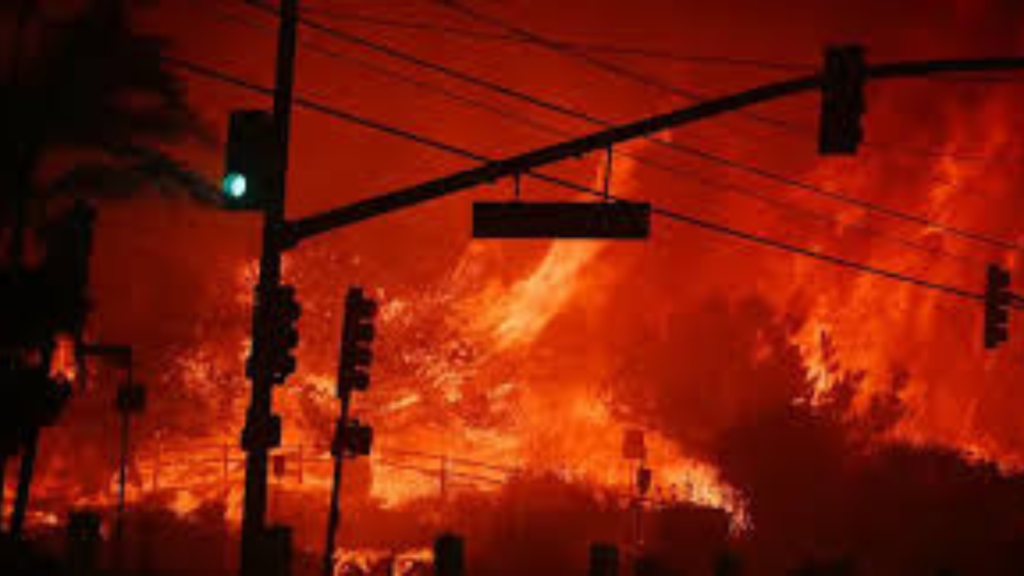 লস অ্যাঞ্জেলেসে দাবানলের দানবীয় আগুন