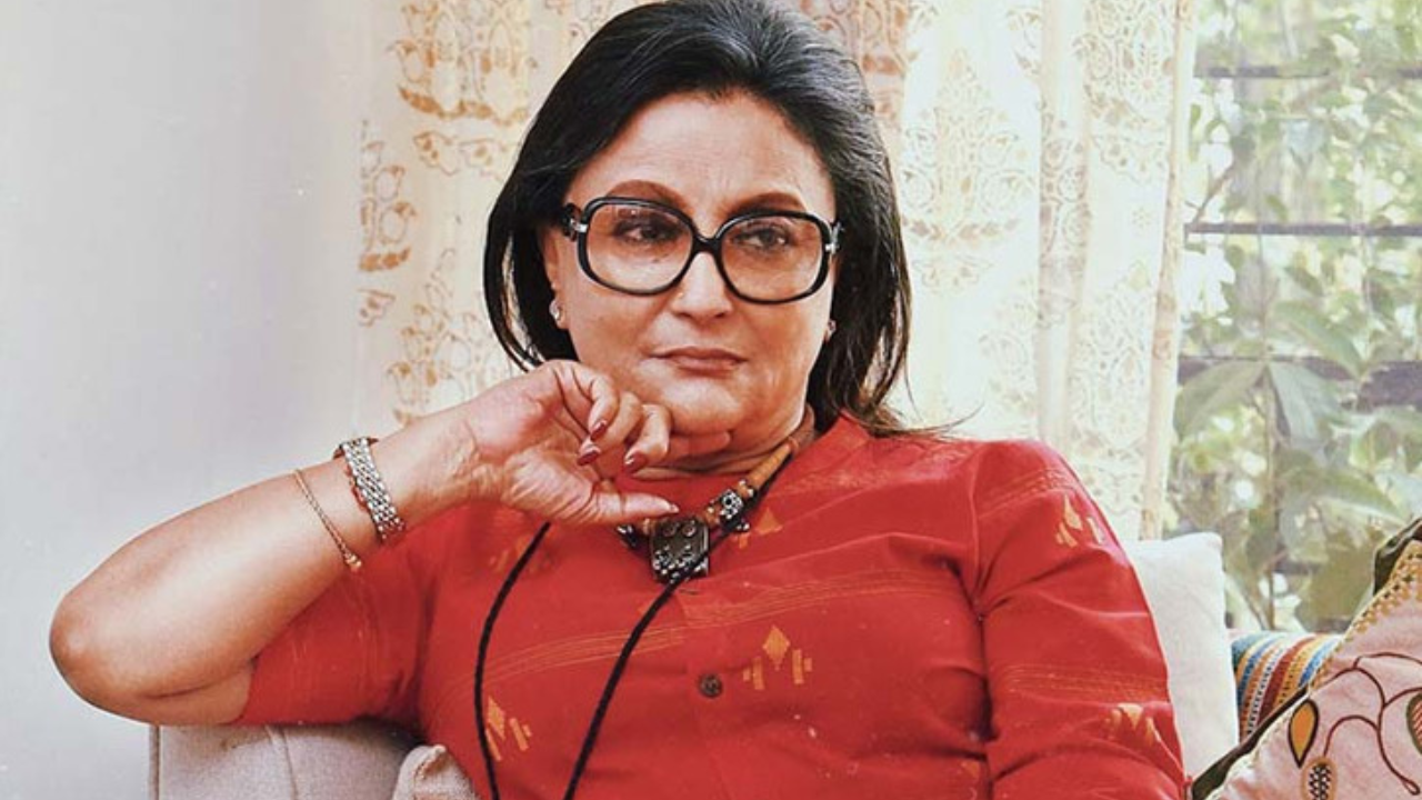 অভিনেত্রী-পরিচালক অপর্ণা সেনের জীবনের নানা দিক