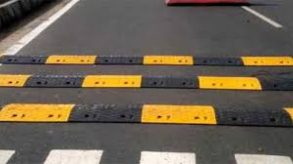 স্পিড ব্রেকারের ঝাঁকুনিতে মড়া উঠল বেঁচে? শ্মশানের পথে ঘটল 'মিরাক্‌ল'!