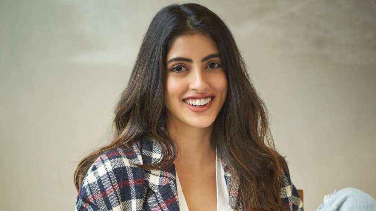 নভ্যা নভেলি নন্দা