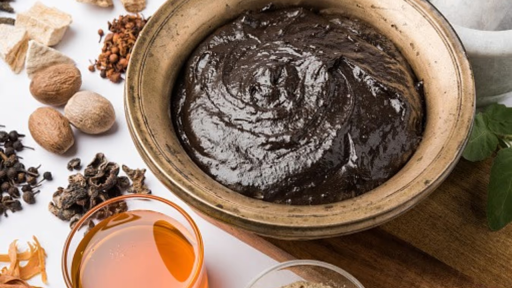 শীতের মরশুমে বাড়িতেই তৈরি করুন চ্যবনপ্রাশ