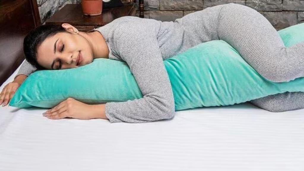 পাশ বালিশ জড়িয়ে শুলে হবে না এই রোগগুলি