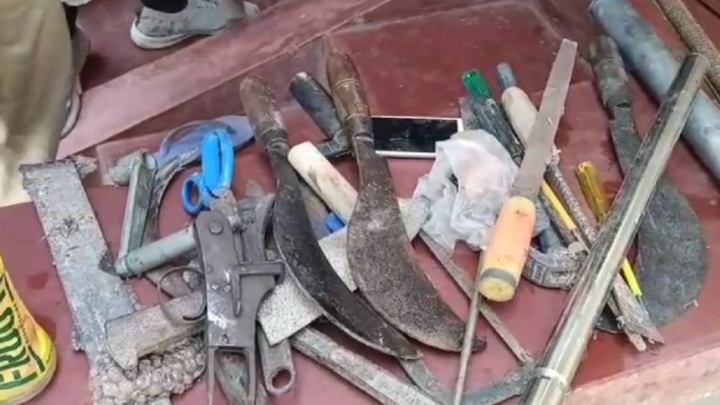 ভাঙ্গরে আবারো অস্ত্র উদ্ধার