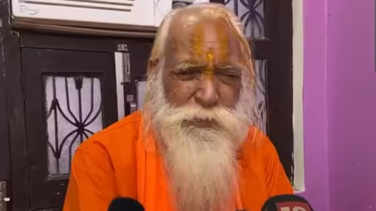 অসুস্থ অযোধ্যার শ্রী রাম জন্মভূমি মন্দিরের প্রধান পুরোহিত আচার্য সত্যেন্দ্র দাস