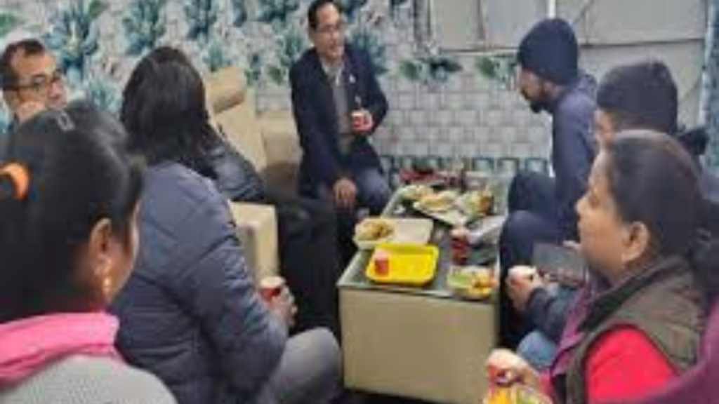 দিল্লির বাঙালি ভোটারদের মন জিততে এবার বাংলার সাংসদদের প্রচার