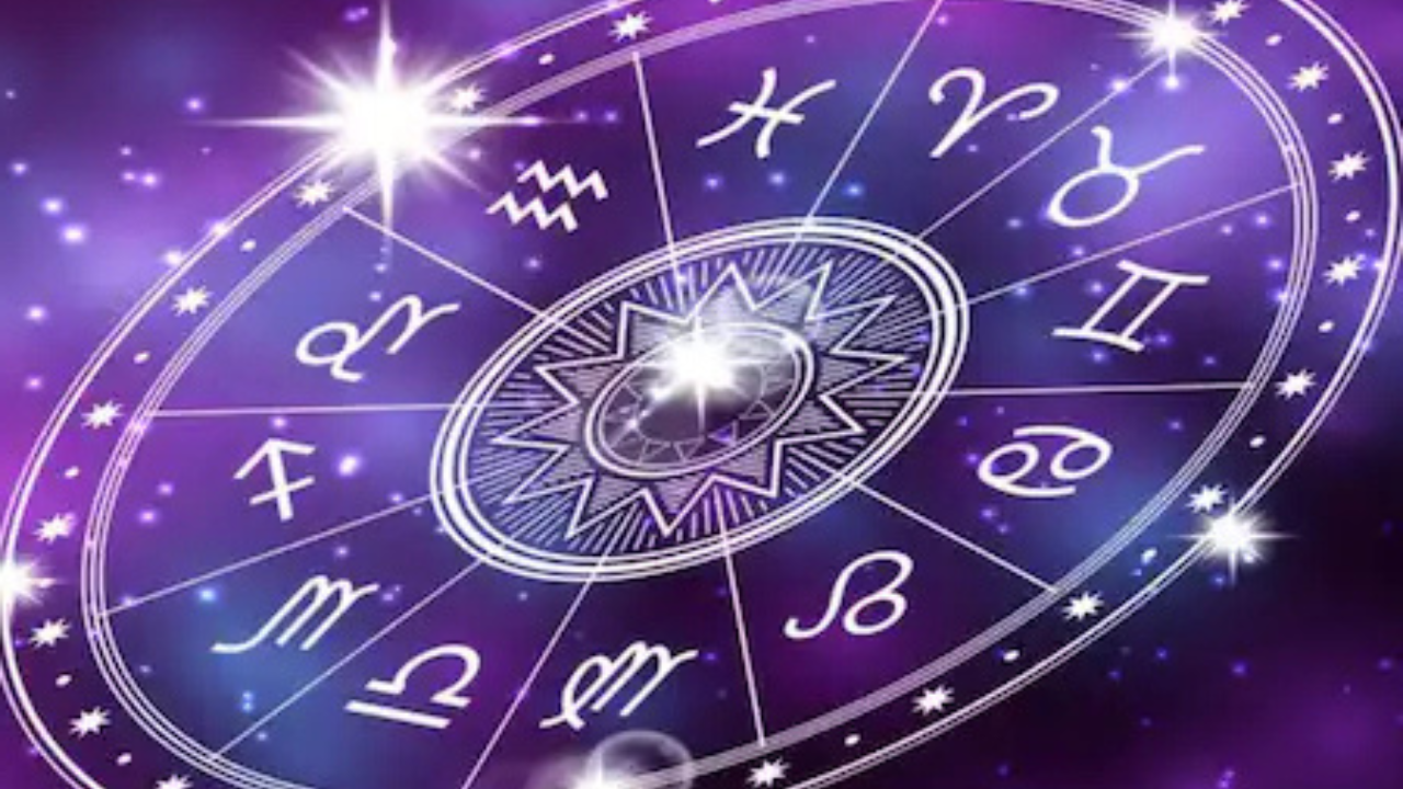ত্রিগ্রহী যোগের প্রভাবঃ কোন রাশির জাতক-জাতিকারা পাবেন শুভ ফল?