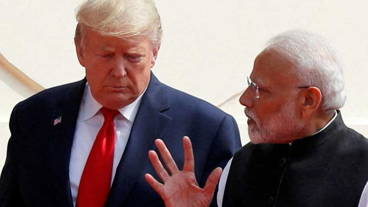 শুল্কের মাধ্যমে আমেরিকা কি তার পড়শিদের আরও বিপাকে ফেলতে চাইছে?