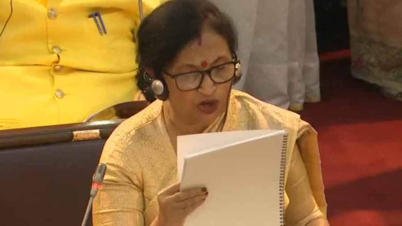 বিরোধীদের প্রশ্ন রাজ্য বাজেটে কি জনকল্যাণমূলক প্রকল্পে মমতার বড় চমক থাকছে?  