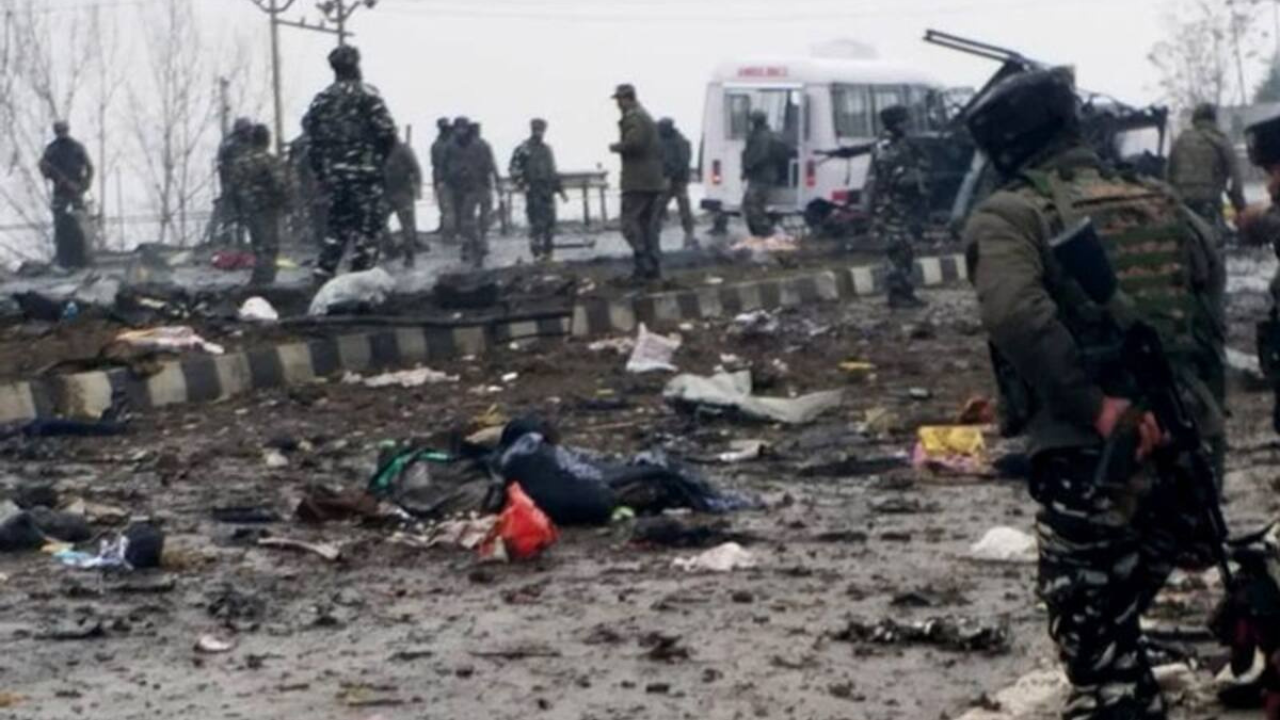 এই দিনটিতেই আজ থেকে ৬ বছর আগে ঘটেছিল পুলওয়ামা হামলা