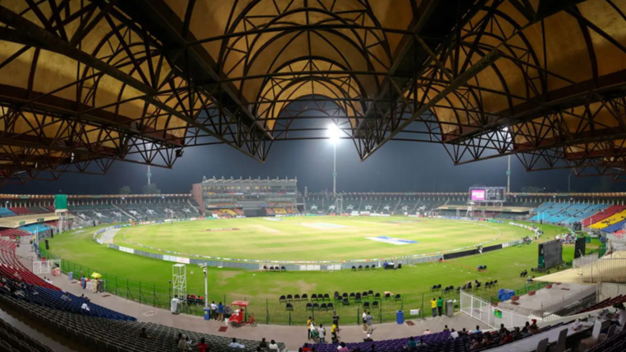 পাকিস্তানে নিরাপত্তা ও আর্থিক সংকটে চ্যাম্পিয়ন্স ট্রফি