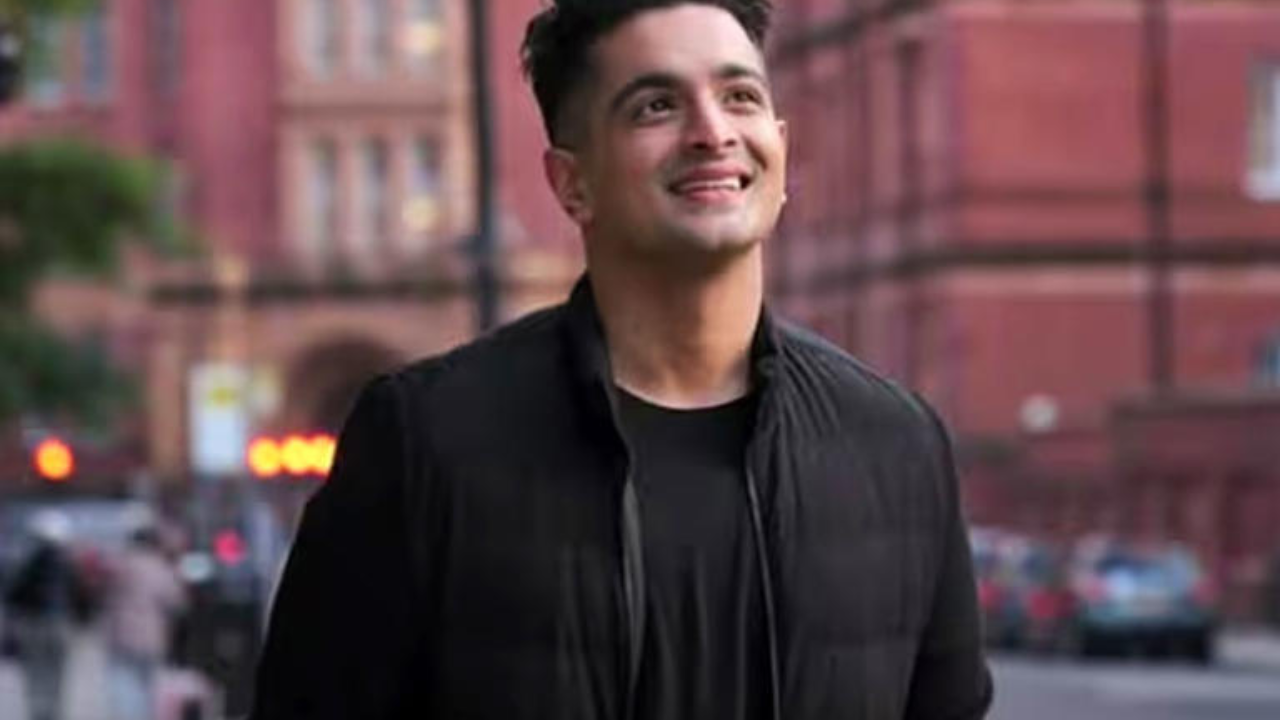 মৃত্যুর হুমকি পাচ্ছেন রণবীর এলাহাবাদিয়া !