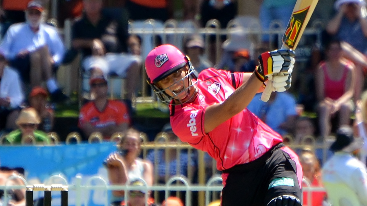 অ্যাশলে গার্ডনারের অলরাউন্ড পারফরম্যান্সে গুজরাট জায়ান্টসের দাপুটে জয়