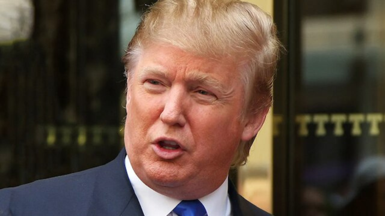 ডোনাল্ড ট্রাম্পের বড় পদক্ষেপঃ বাইডেন-যুগের আইন বিভাগের সকল অ্যাটর্নিকে