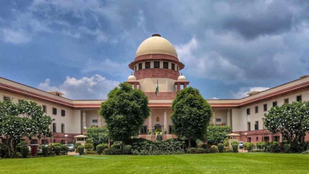 ইউটিউব ও সোশ্যাল মিডিয়া প্ল্যাটফর্মে অশ্লীল বিষয়বস্তু নিয়ন্ত্রণের নির্দেশ সুপ্রিম কোর্টের