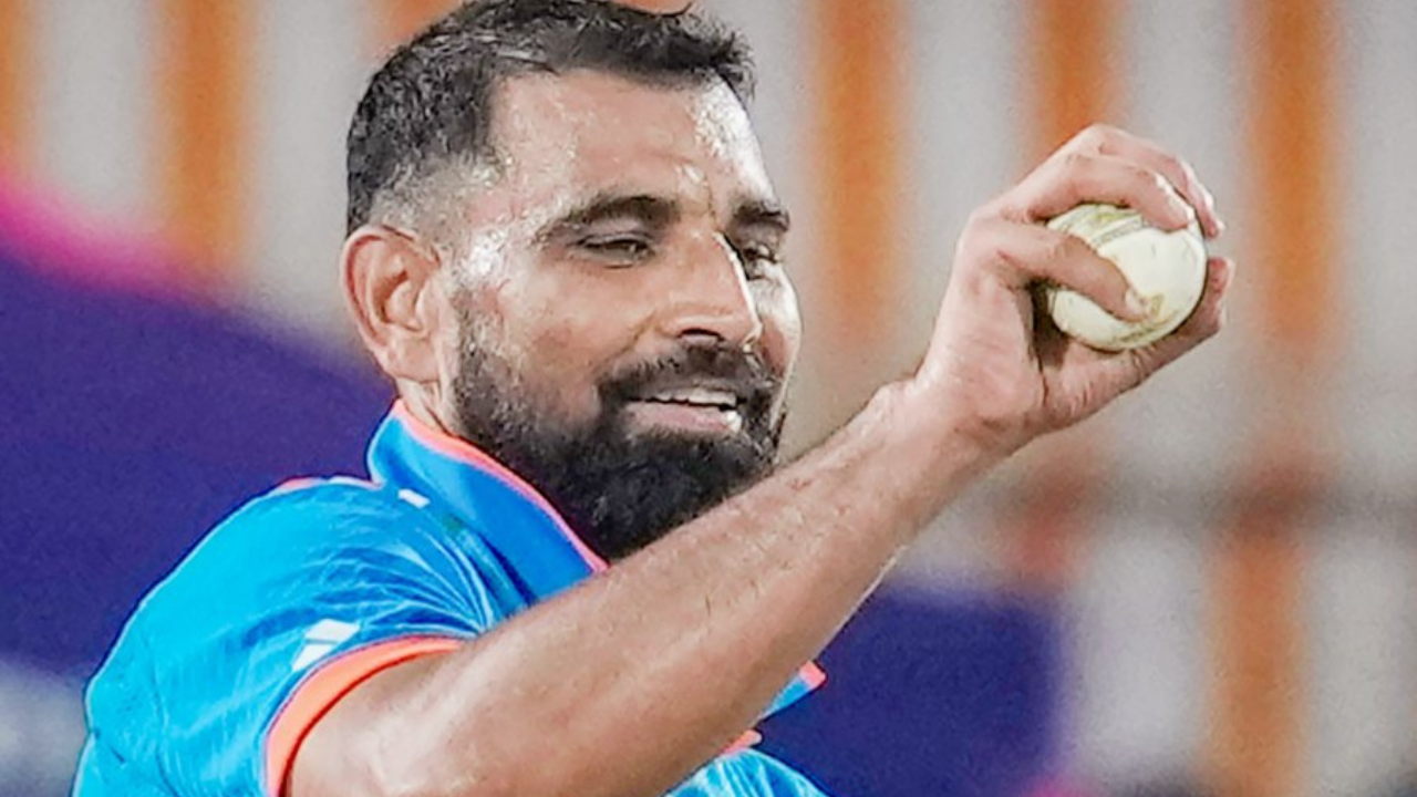 শামির দাপট