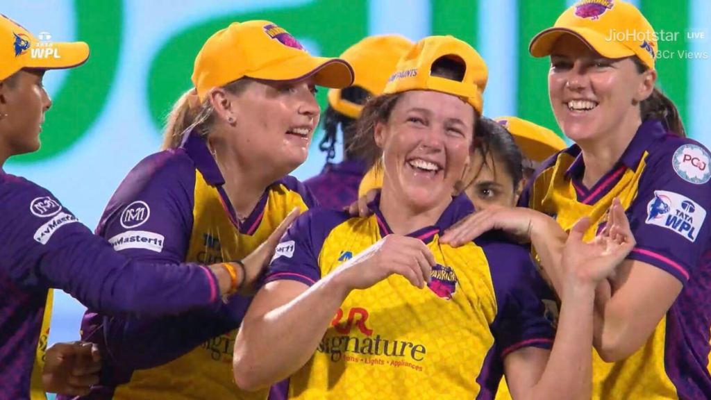 গ্রেস হ্যারিসের ঐতিহাসিক হ্যাটট্রিক