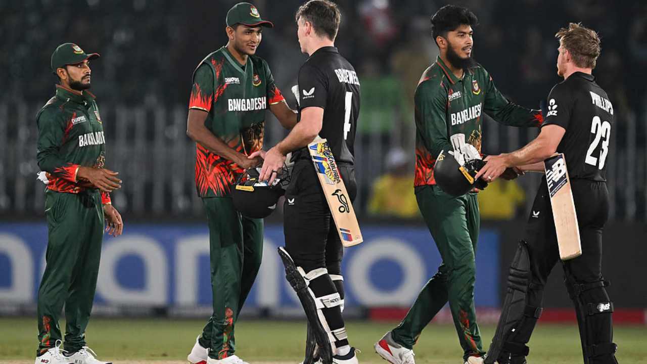 রাওয়ালপিন্ডি স্টেডিয়ামে আতঙ্কের মুহূর্ত