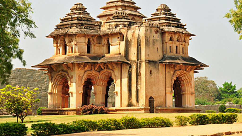 হাম্পি উৎসব ২০২৫ঃ ঐতিহ্য ও সংস্কৃতির মহোৎসব