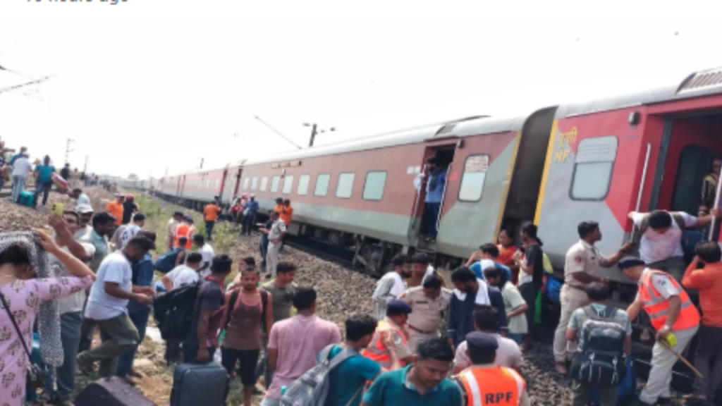 ওডিশার কটকে ঘটে গেল ভয়াবহ ট্রেন দুর্ঘটনা