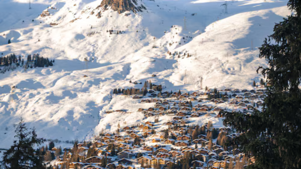 গরমের ছুটিতে কাশ্মীর ঘুরতে যাবেন ভাবছেন ! রইল ৭ দিনের ফাটাফাটি প্ল্যান