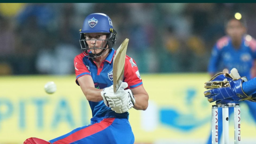 দিল্লির দুরন্ত জয় মুম্বইকে হারিয়ে শীর্ষে ক্যাপিটালস