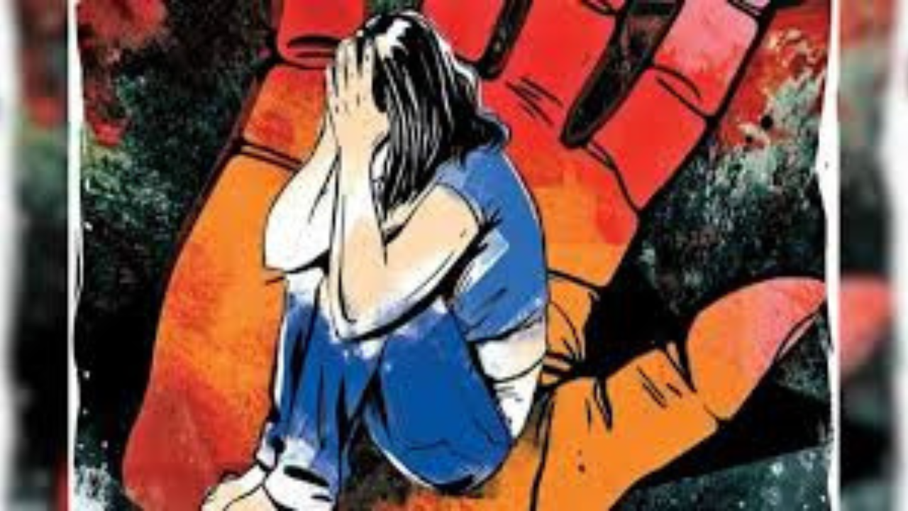 অদ্ভুত ঘটনা: ১৫ বছর বয়সি নাবালিকার গর্ভবতী হওয়ার অদ্ভুত কাহিনী