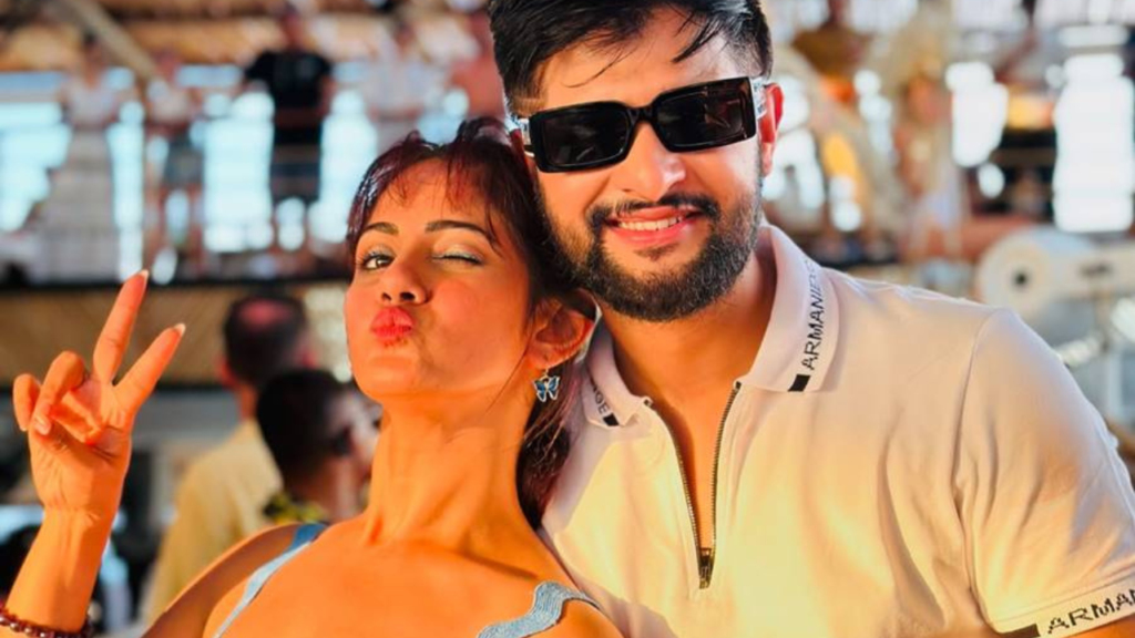 নীল-তৃণার বিচ্ছেদ গুঞ্জন! চার বছরের সম্পর্ক কি সত্যিই ভাঙছে?