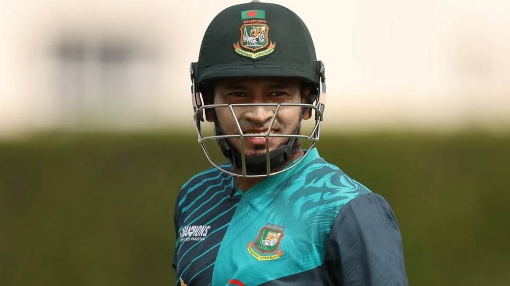 ২০ টি পেনকিলার খেয়ে খেলেছিলেন মুশফিক? স্ত্রীর দাবিতে হাস্যরসের ঝড়