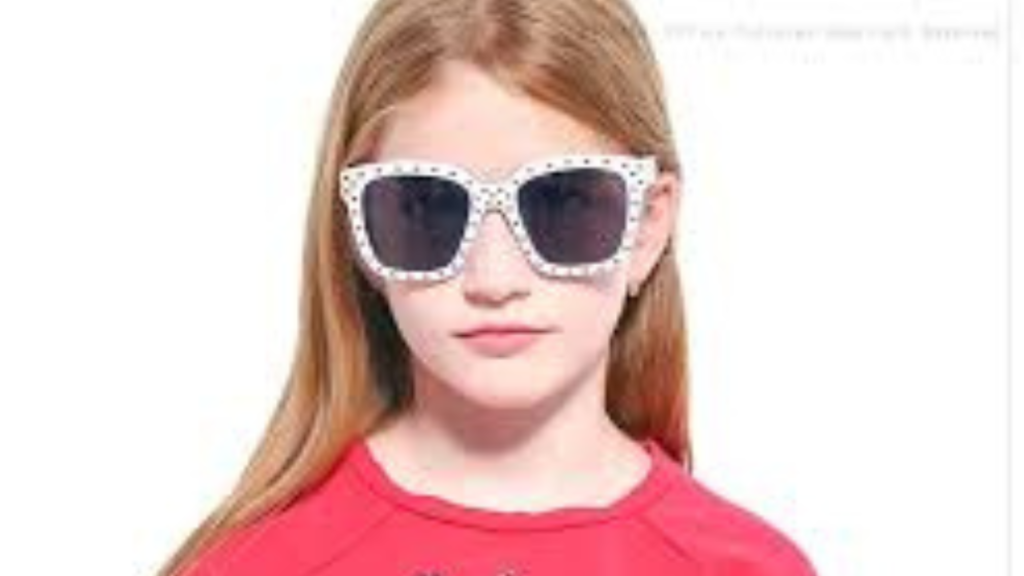 শিশুর চোখ থেকে জল পড়ছে বা জ্বালা করছে !