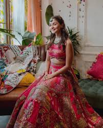 Alia bhaat changed her surname