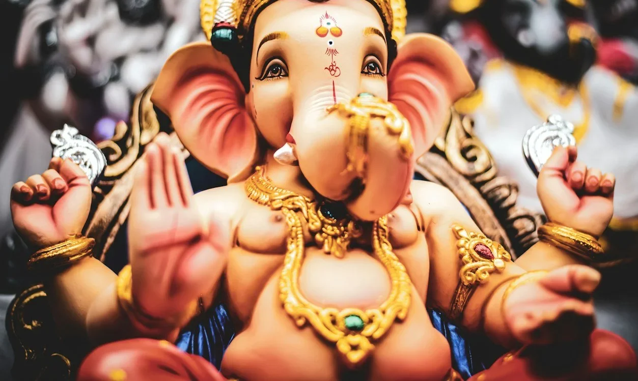 four hands shree ganesh